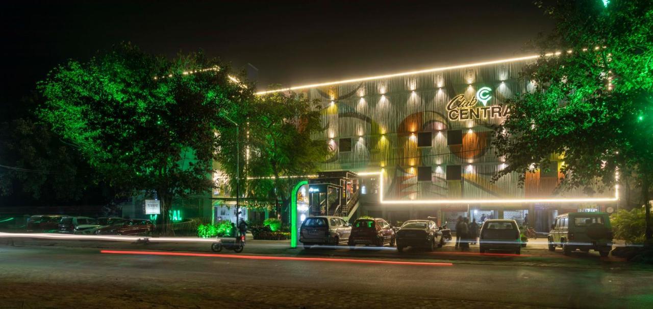 Club Central Bolpur Eksteriør billede